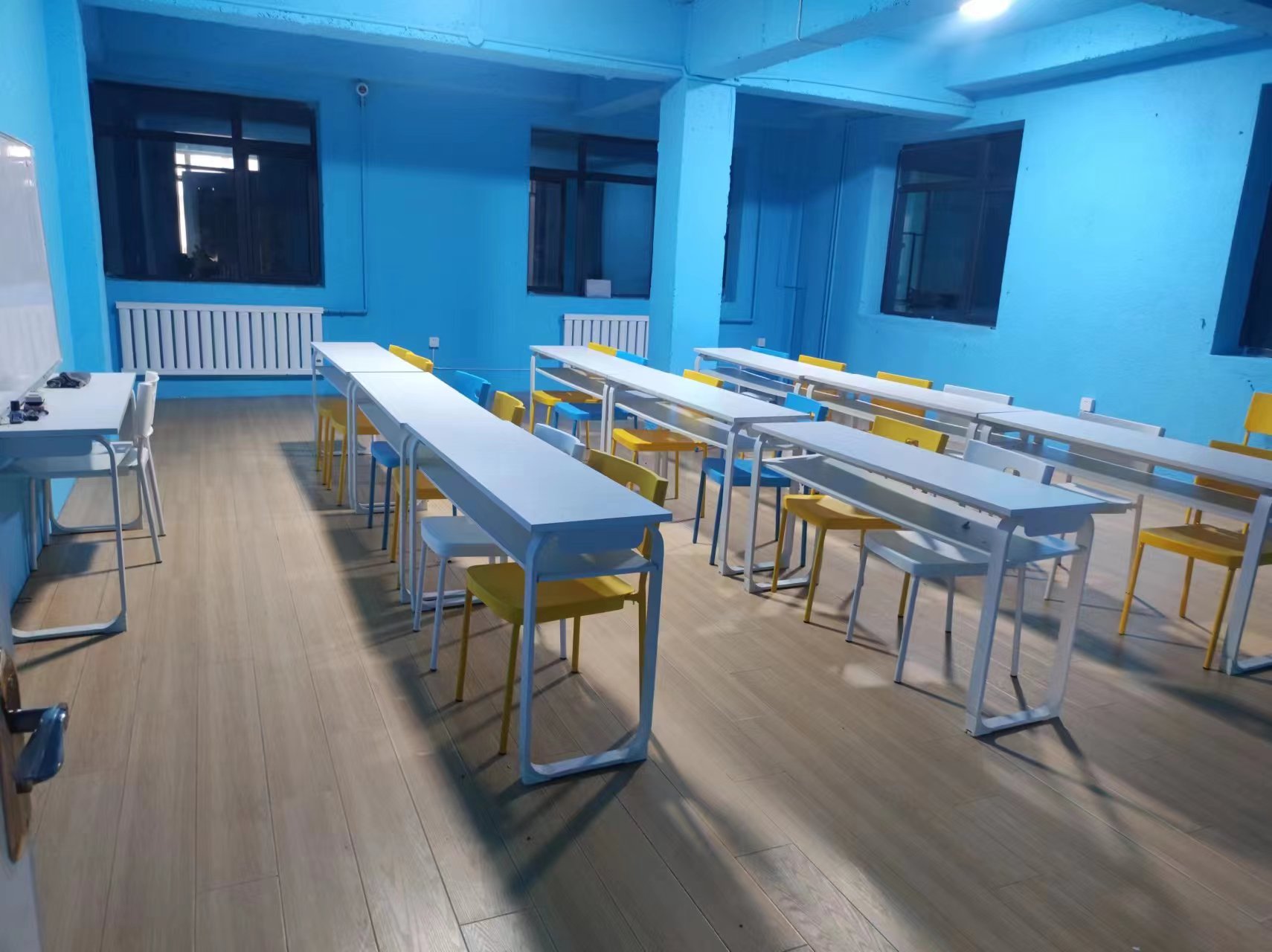 大得教育教学教室
